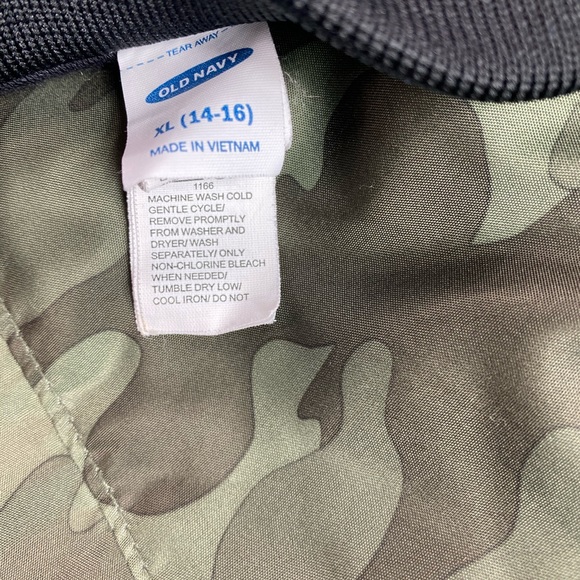 Old Navy Boys Camo Jacket Green Black Sz XL 14-16 - Picture 3 of 4